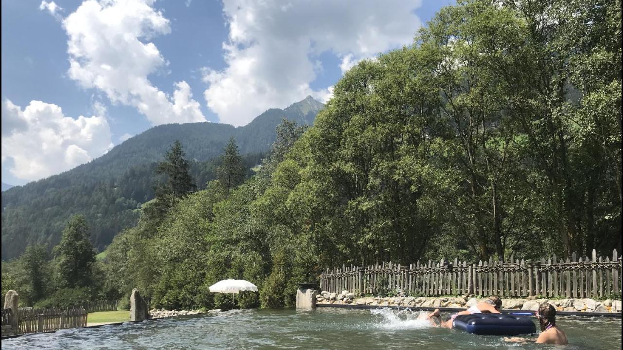 Aurina Lodges Lutago Εξωτερικό φωτογραφία