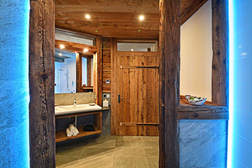 Aurina Lodges Lutago Εξωτερικό φωτογραφία